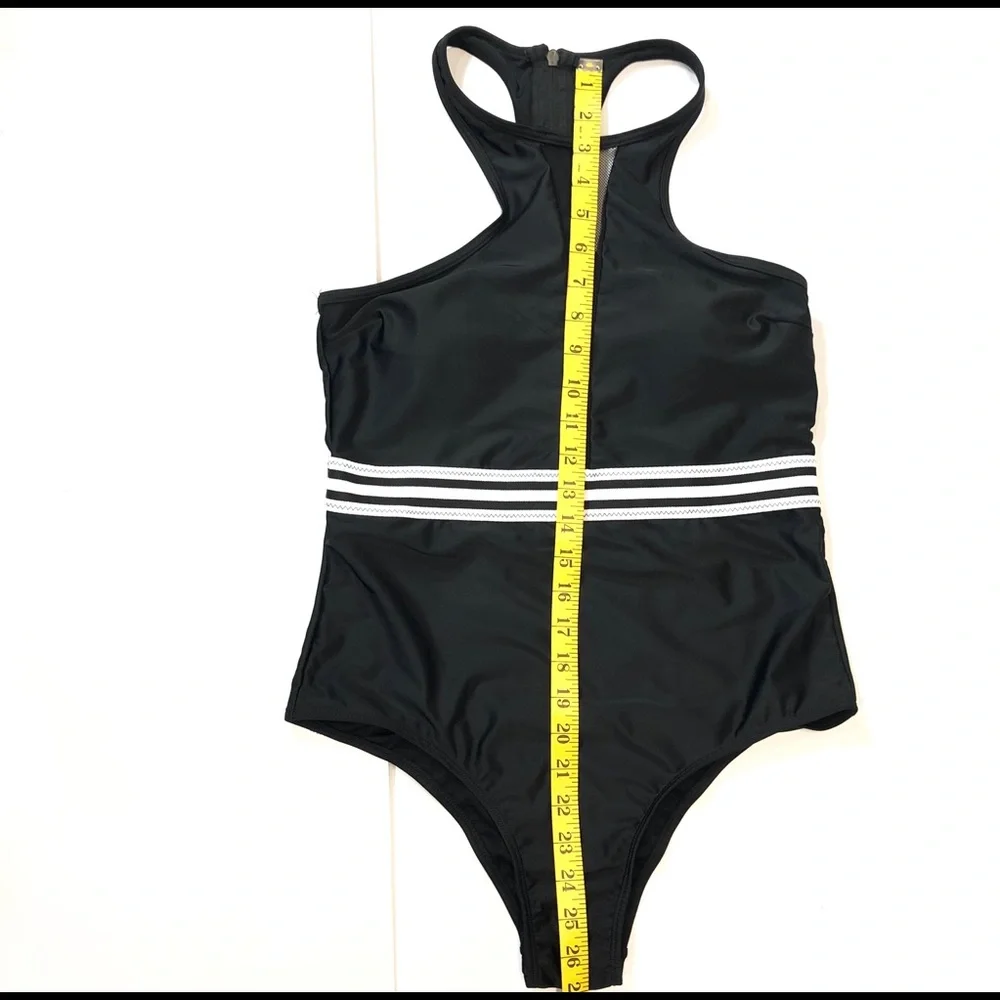 SHEIN black one